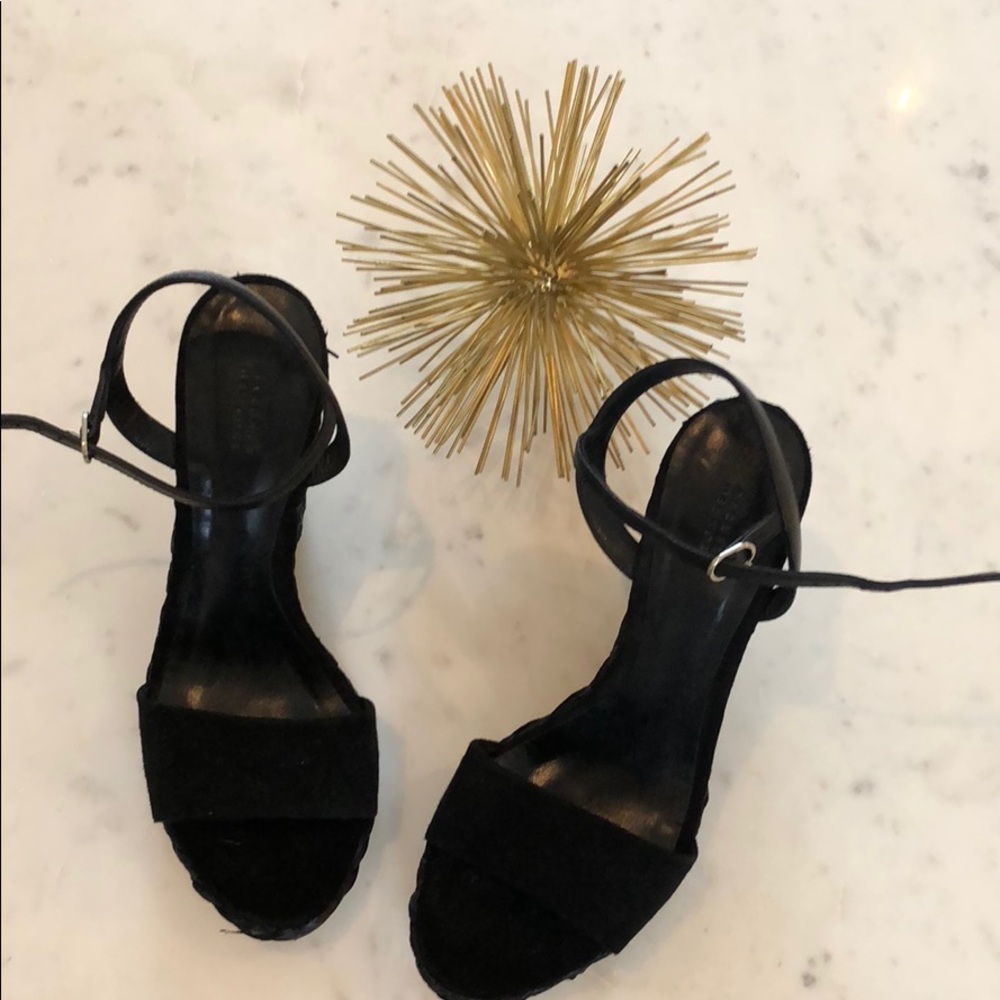 🖤Brand New 🖤BNY Barney’s New York Wedges